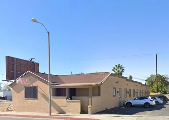 El Patio Hotel